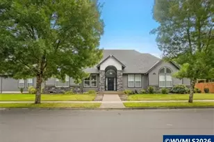 920 Highland St, Stayton, OR 97383 - Photo 1