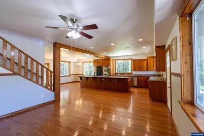 33678 Mary's River Estates Rd, Philomath, OR 97370 - Photo 10