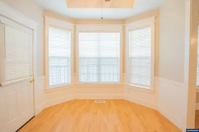 1055 Filbert St, Brownsville, OR 97327 - Photo 10