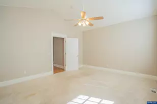 1055 Filbert St, Brownsville, OR 97327 - Photo 14