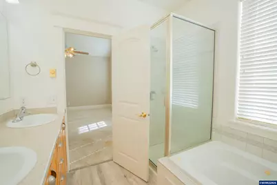 1055 Filbert St, Brownsville, OR 97327 - Photo 16