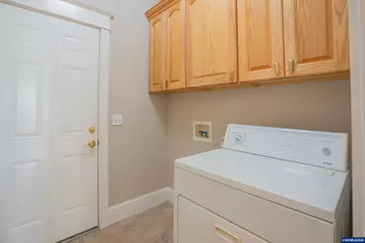 1055 Filbert St, Brownsville, OR 97327 - Photo 26