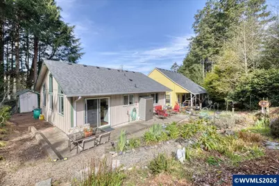 142 S Quadrant St, Rockaway Beach, OR 97201 - Photo 26
