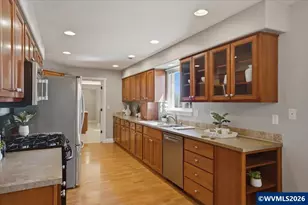 128 Weldwood Dr, Lebanon, OR 97355 - Photo 14