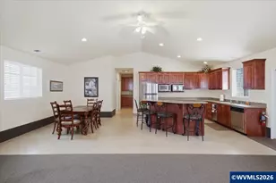 128 Weldwood Dr, Lebanon, OR 97355 - Photo 46