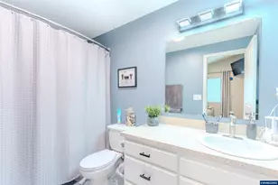 910 Kauai St SE, Salem, OR 97317 - Photo 18