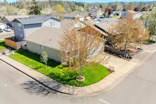 910 Kauai St SE, Salem, OR 97317 - Photo 32