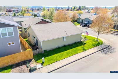 910 Kauai St SE, Salem, OR 97317 - Photo 30