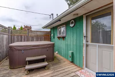 2733 Birch St, Lebanon, OR 97355 - Photo 32