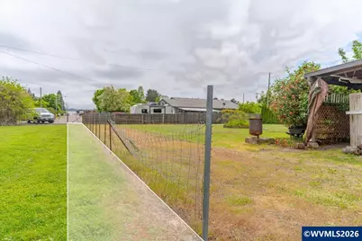 2733 Birch St, Lebanon, OR 97355 - Photo 42