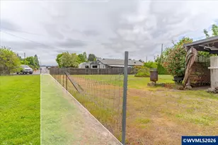 2733 Birch St, Lebanon, OR 97355 - Photo 42