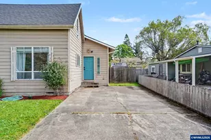 491 Butler St, Independence, OR 97351 - Photo 24