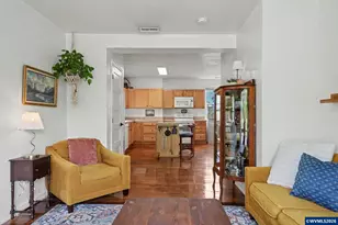 491 Butler St, Independence, OR 97351 - Photo 8