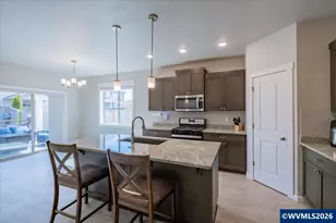 1531 SE Barberry Ave, Dallas, OR 97338 - Photo 8