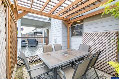 1531 SE Barberry Av, Dallas, OR 97338 - Photo 42