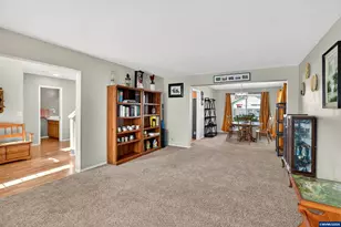 4289 Bison Ct NE, Salem, OR 97305 - Photo 8