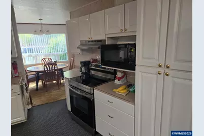2065 National Ct SE, Salem, OR 97306 - Photo 6
