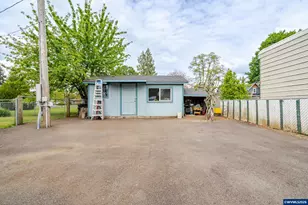 511 Washburn St, Brownsville, OR 97327 - Photo 42