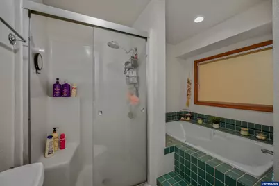 1545 SW Hilary St, McMinnville, OR 97128 - Photo 26