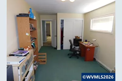 1875 20th St NE, Salem, OR 97301 - Photo 12