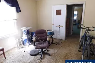 1875 20th St NE, Salem, OR 97301 - Photo 10