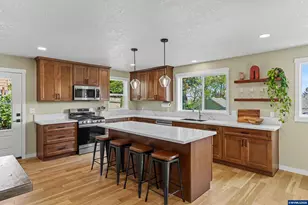 2782 Bluff Ave SE, Salem, OR 97302 - Photo 12
