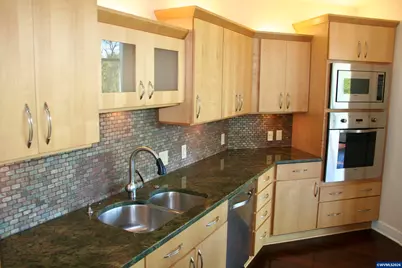 136 SW Washington #402 Av, Corvallis, OR 97333 - Photo 4