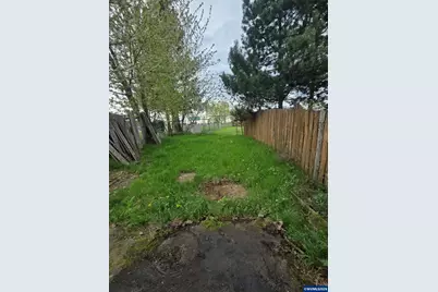 9607 SE Center Ct, Portland, OR 97266 - Photo 24