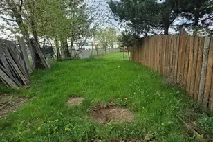 9607 SE Center Ct, Portland, OR 97266 - Photo 24