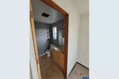 9607 SE Center Ct, Portland, OR 97266 - Photo 12