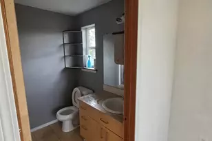 9607 SE Center Ct, Portland, OR 97266 - Photo 12