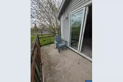 9607 SE Center Ct, Portland, OR 97266 - Photo 22