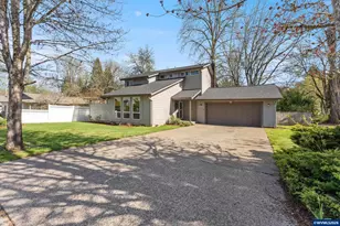 2358 Ptarmigan St NW, Salem, OR 97304 - Photo 2