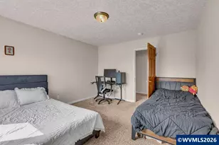 2815 Halzenut Dr, Woodburn, OR 97071 - Photo 32