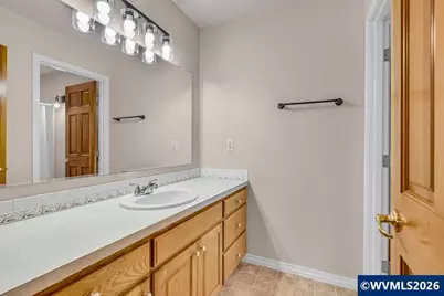 2815 Halzenut Dr, Woodburn, OR 97071 - Photo 28