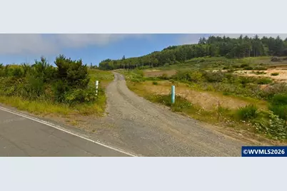 7862 NE Avery St, Newport, OR 98661 - Photo 1