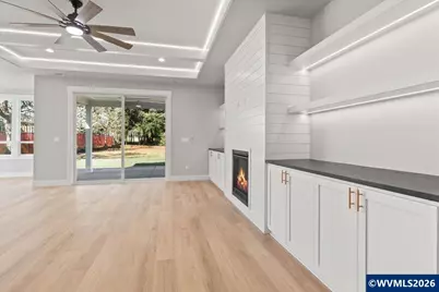 211 NE Broadway St, Sublimity, OR 97385 - Photo 2