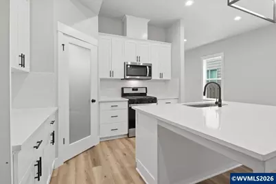 1026 Sassafras St, Independence, OR 97351 - Photo 10