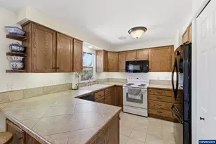 4440 SW Westwind Ct, Beaverton, OR 97078 - Photo 16