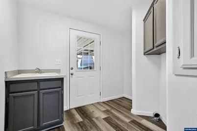 731 S Grice Lp, Jefferson, OR 97352 - Photo 28