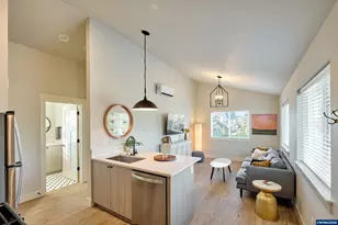 967 Park Ave NE, Salem, OR 97301 - Photo 8