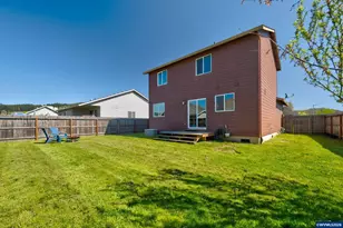 230 NW Sagan Lp, Sheridan, OR 97378 - Photo 30