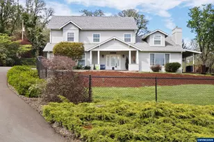 38725 Green Dr, Lebanon, OR 97355 - Photo 2