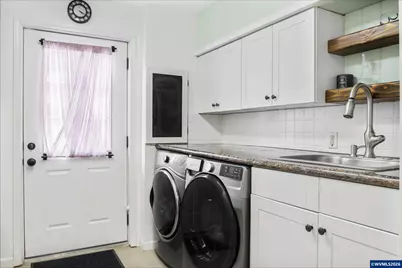 38725 Green Dr, Lebanon, OR 97355 - Photo 30