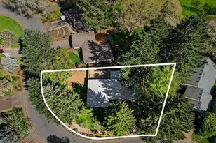 1525 NW Woodland Dr, Corvallis, OR 97330 - Photo 4