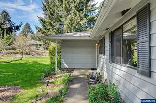 1525 NW Woodland Dr, Corvallis, OR 97330 - Photo 10