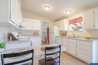 1340 40th Av, Sweet Home, OR 97386 - Photo 12