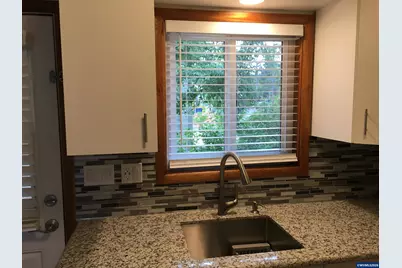 1132-1136 NW 25th St, Corvallis, OR 97330 - Photo 4