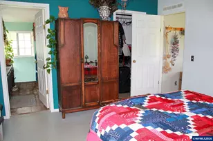 39785 Hwy 228, Sweet Home, OR 97386 - Photo 28