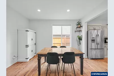 7366 Pineview St NE, Keizer, OR 97303 - Photo 8